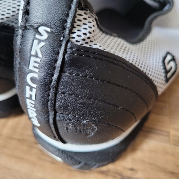 Skechers Sport Womens Size 10 Bikers Outburst zip up Sneaker - Picture 10 of 10